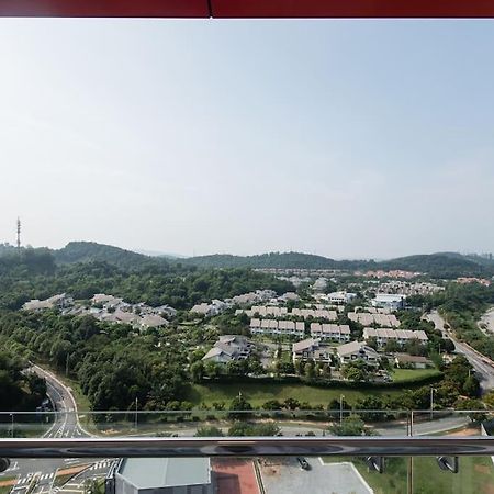 Palm Armada Residence Free Parking And Netflix Putrajaya Esterno foto